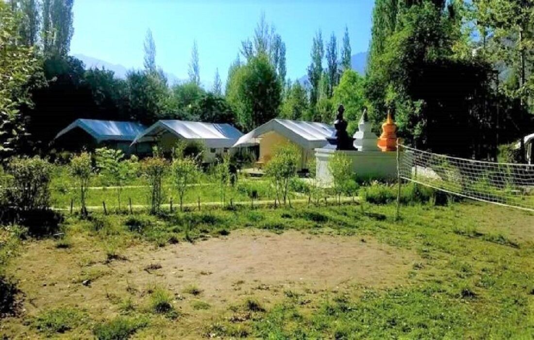 Photo of Outdoor in She