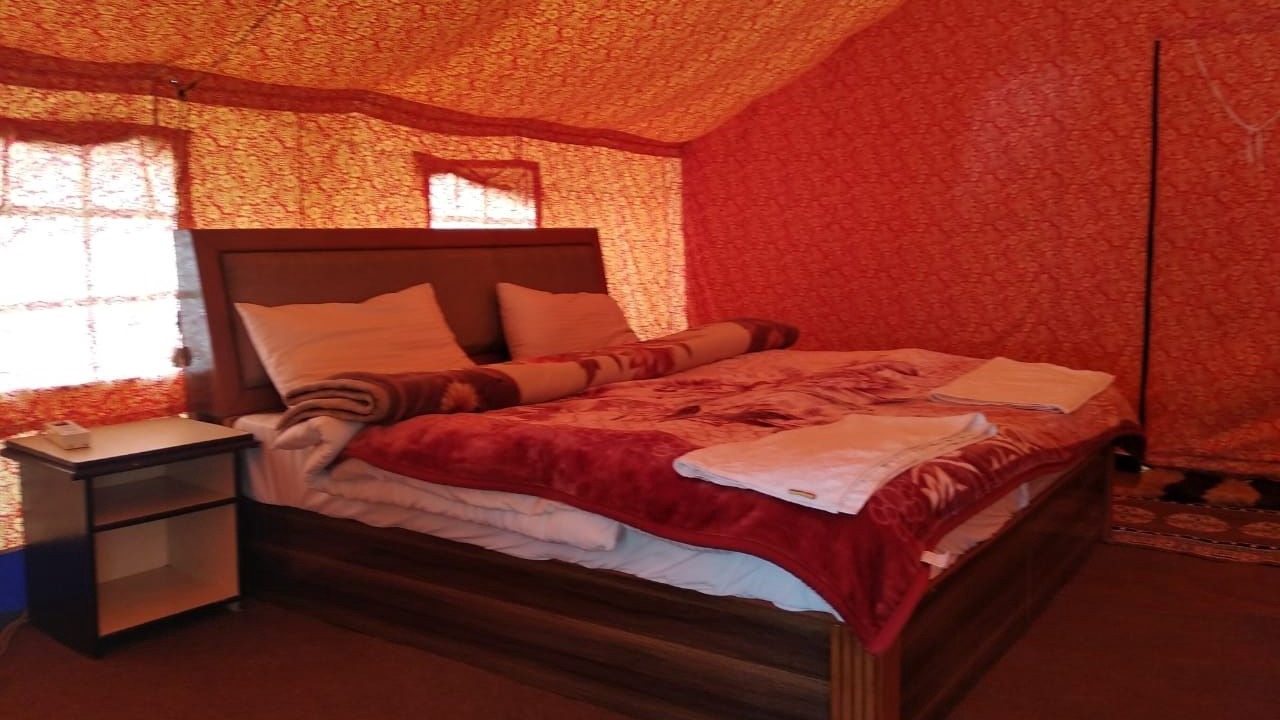 Photo of Bedroom in She