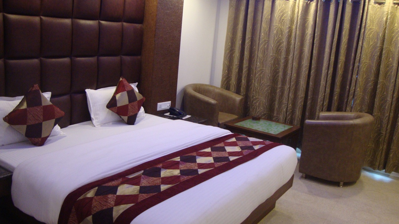 Photo of Bedroom in The Mall Road