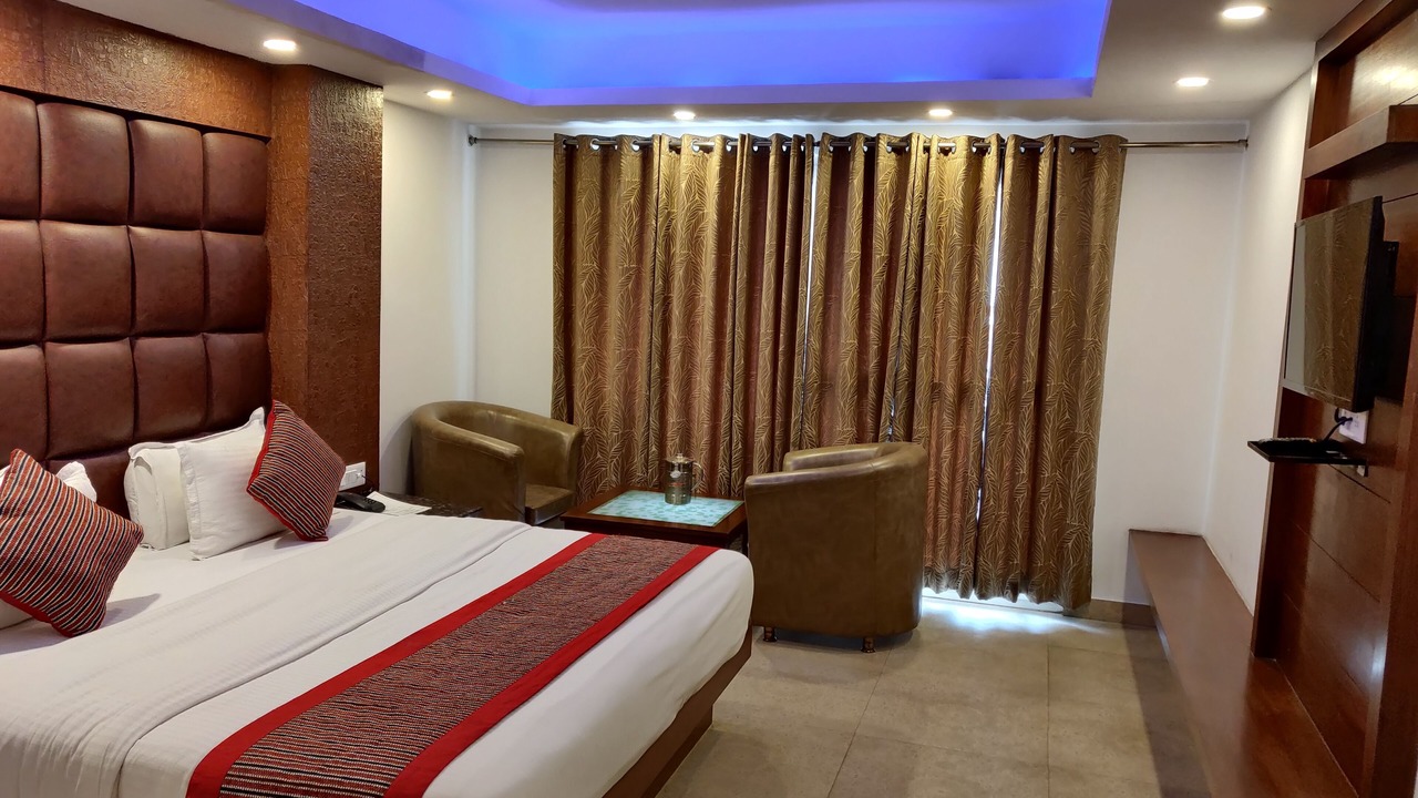 Photo of Bedroom in The Mall Road