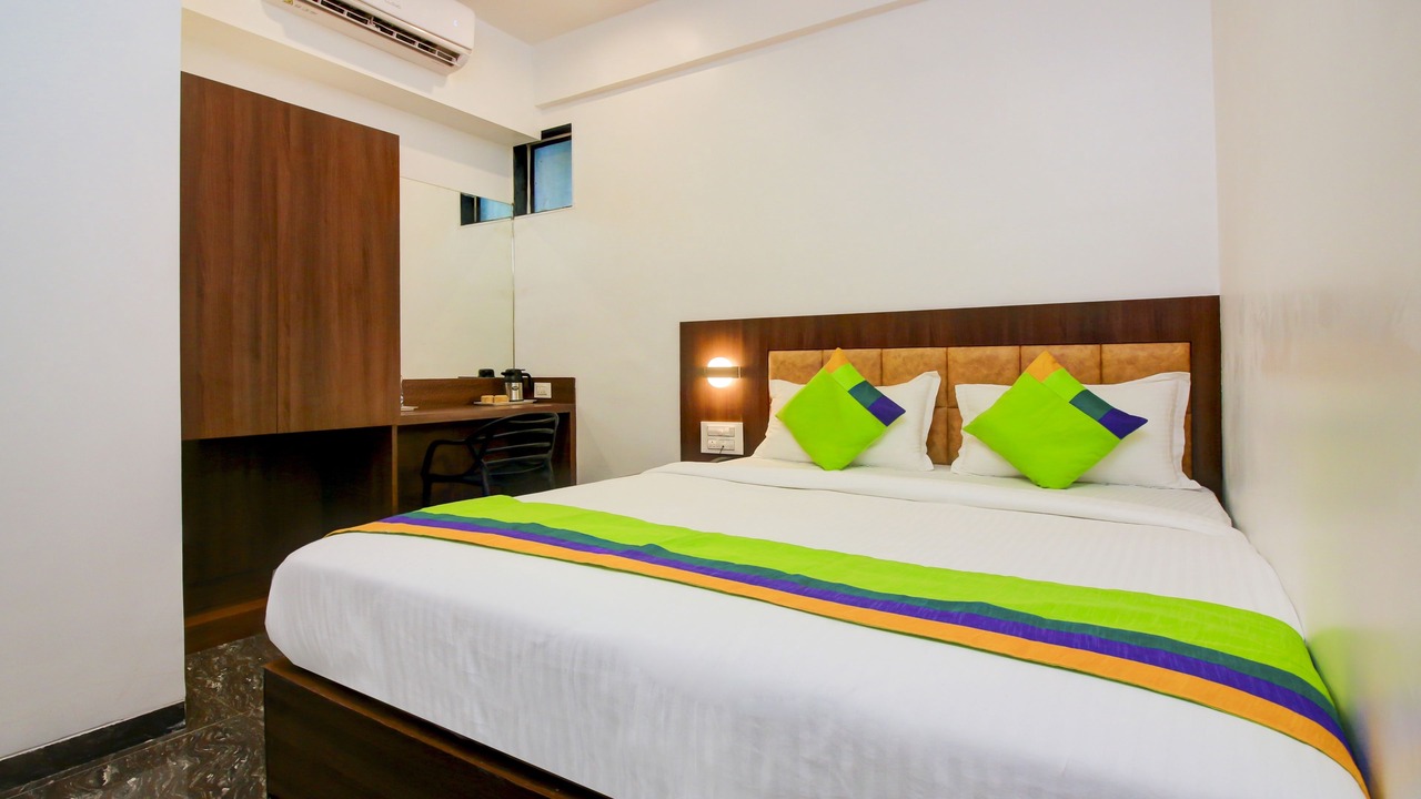 Photo of Bedroom in Thane West