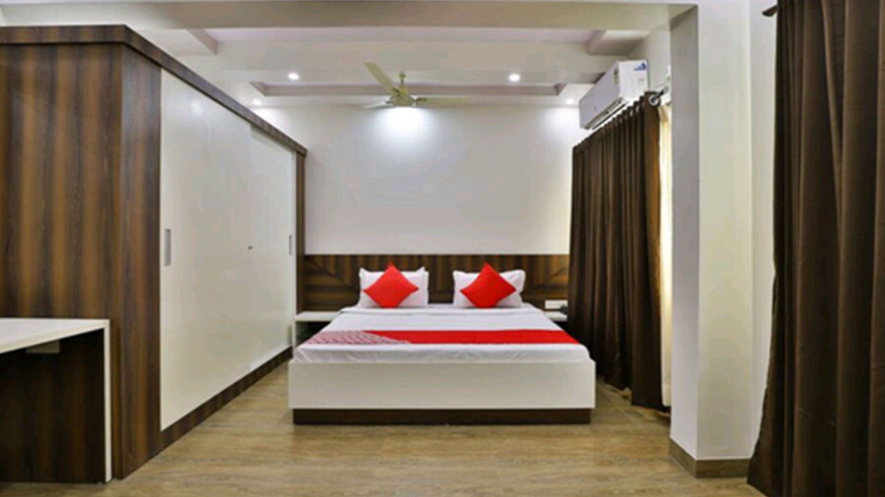 Photo of Bedroom in Mundra