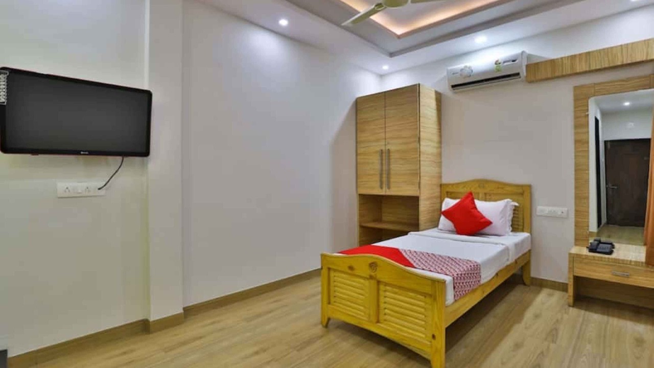 Photo of Bedroom in Mundra
