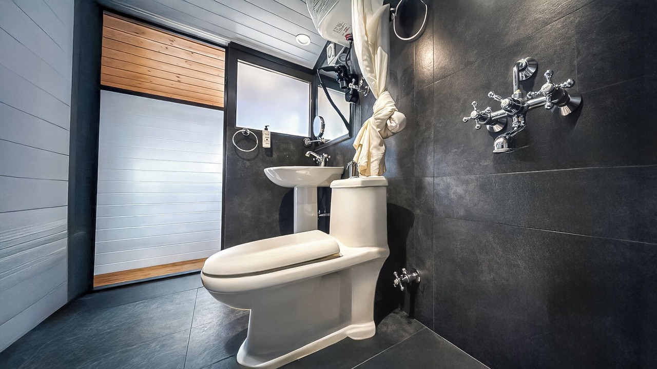 Photo of Bathroom in Darjeeling