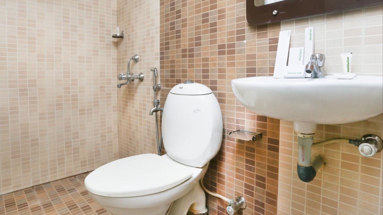 Photo of Bathroom in Periamet