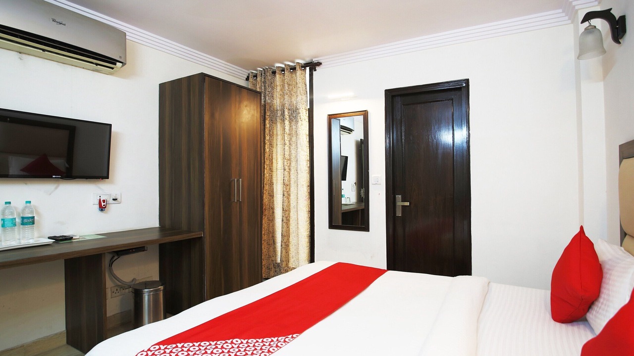 Photo of Bedroom in Chittaranjan