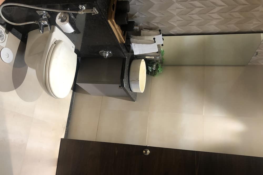 Photo of Bathroom in Mahim