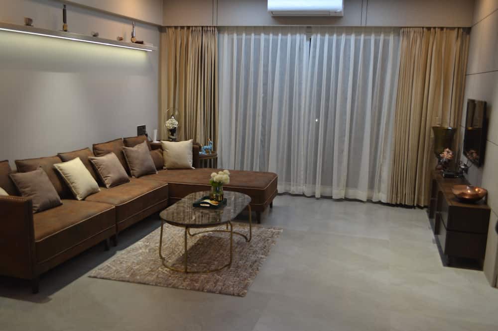 Photo of Livingroom in Mahim