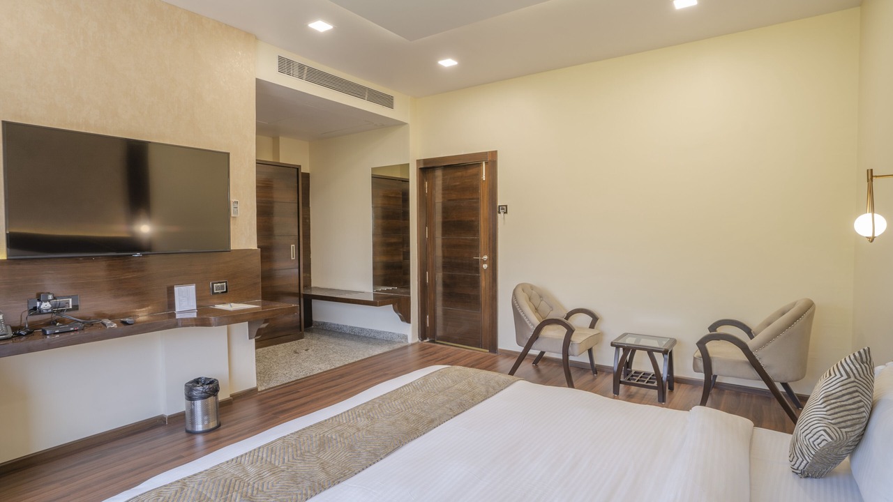 Photo of Bedroom in Bhopal