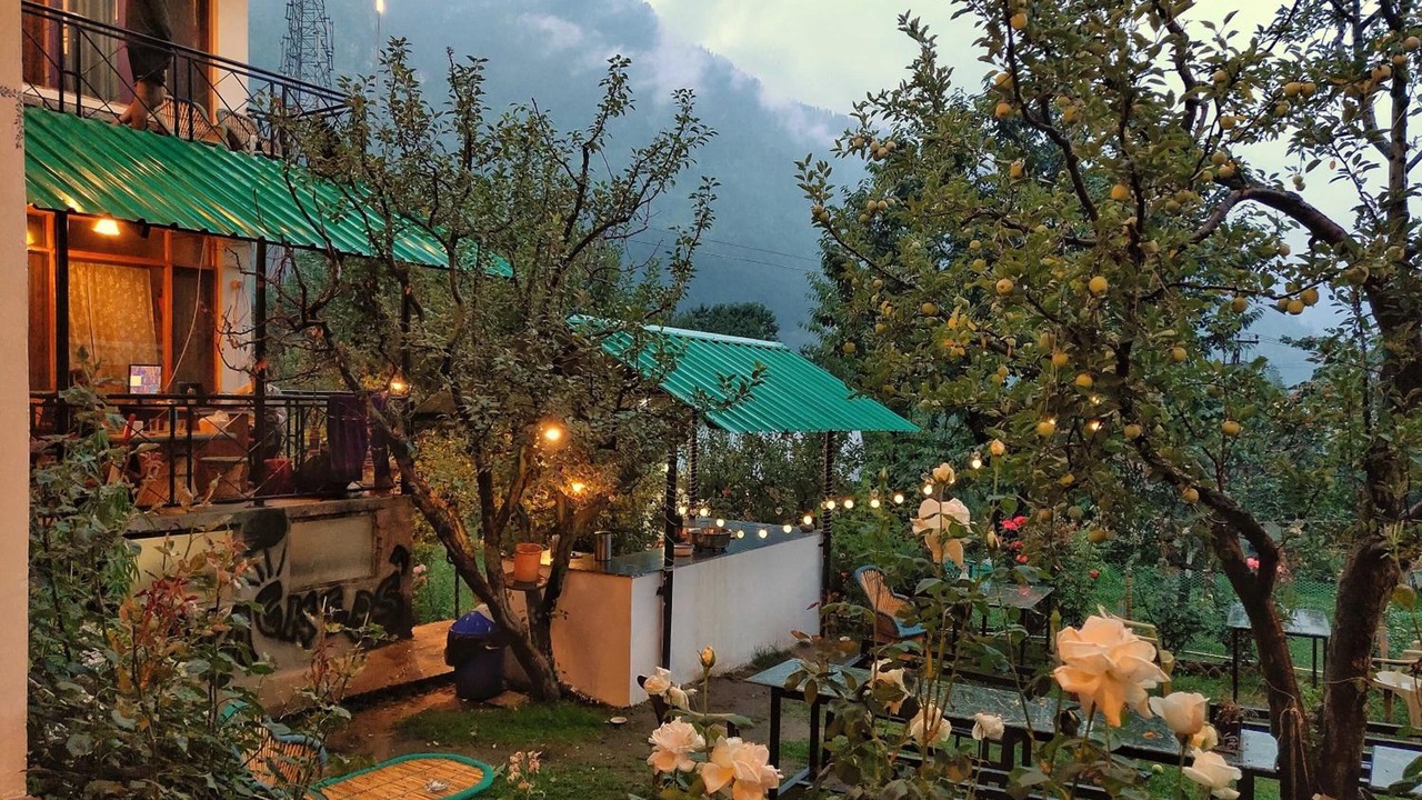 Photo of Patio Balcony in Old Manali