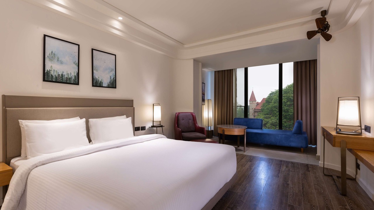 Photo of Bedroom in The Mall Road