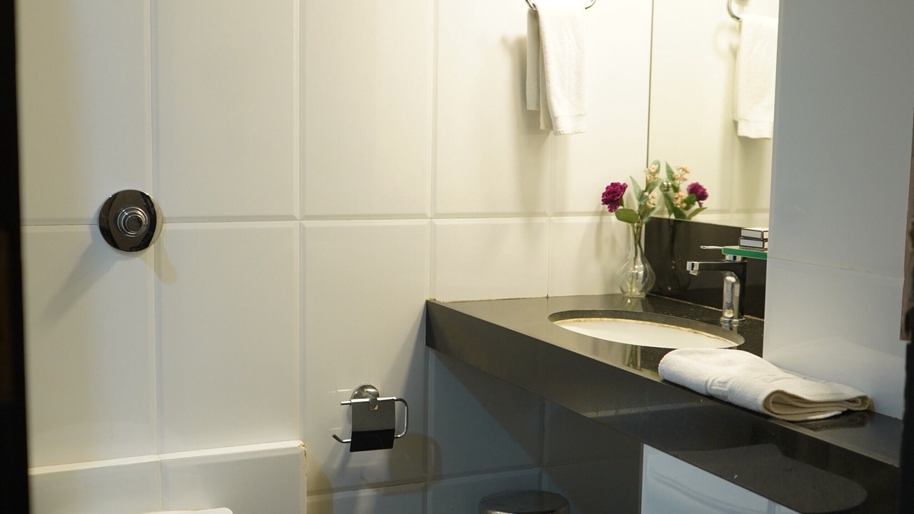 Photo of Bathroom in Wellington Pier