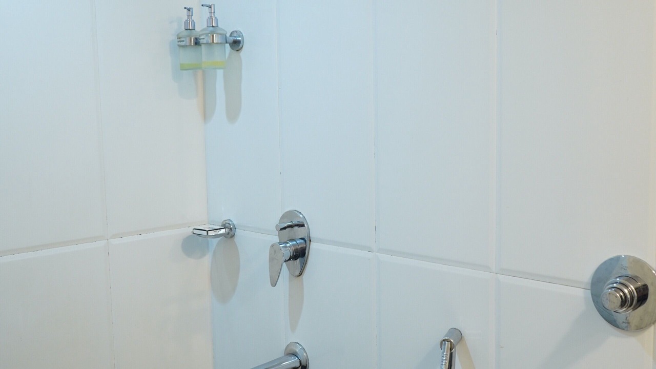 Photo of Bathroom in Wellington Pier