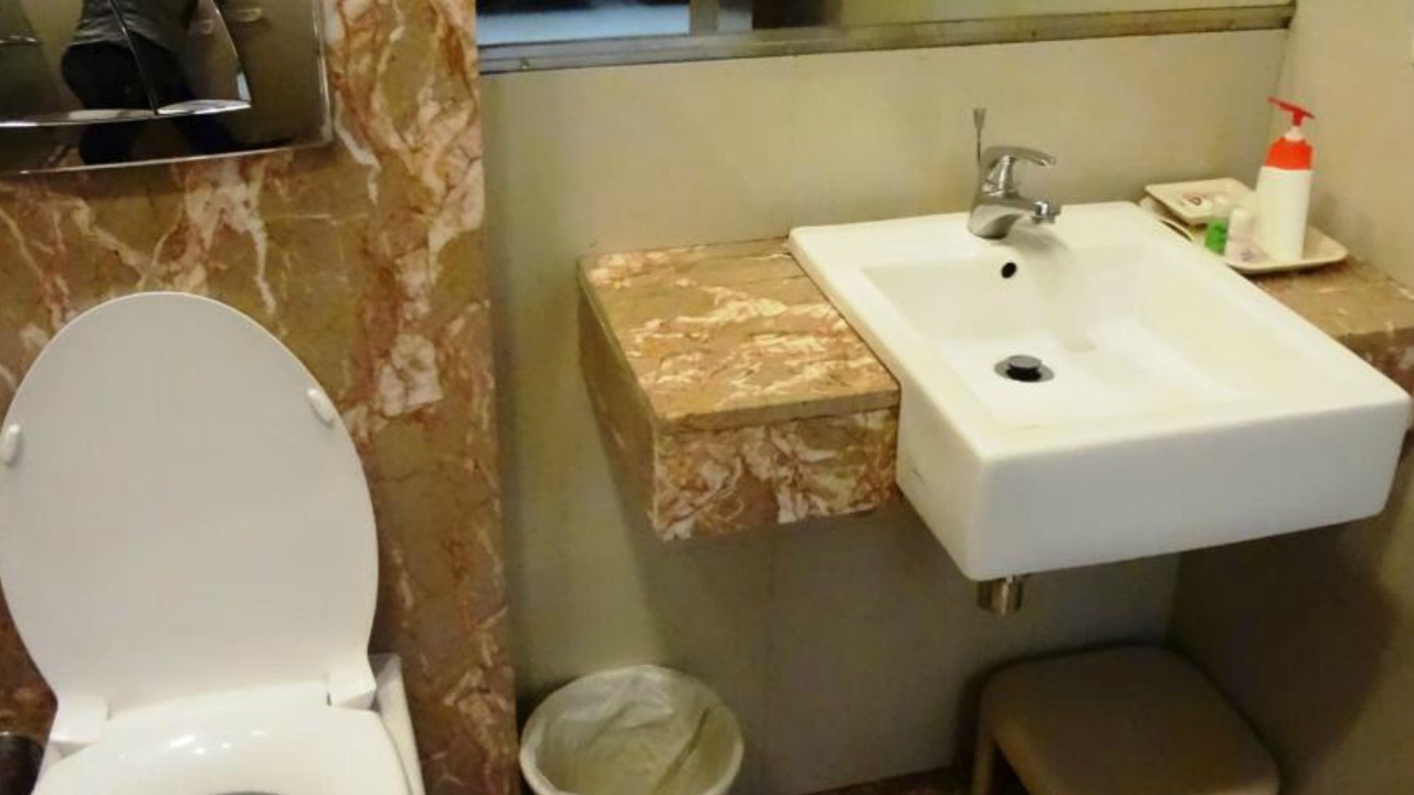 Photo of Bathroom in Wellington Pier
