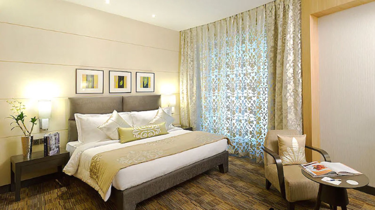 Photo of Bedroom in Hiranandani Gardens