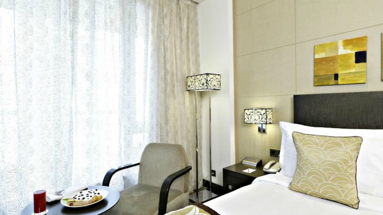 Photo of Bedroom in Hiranandani Gardens