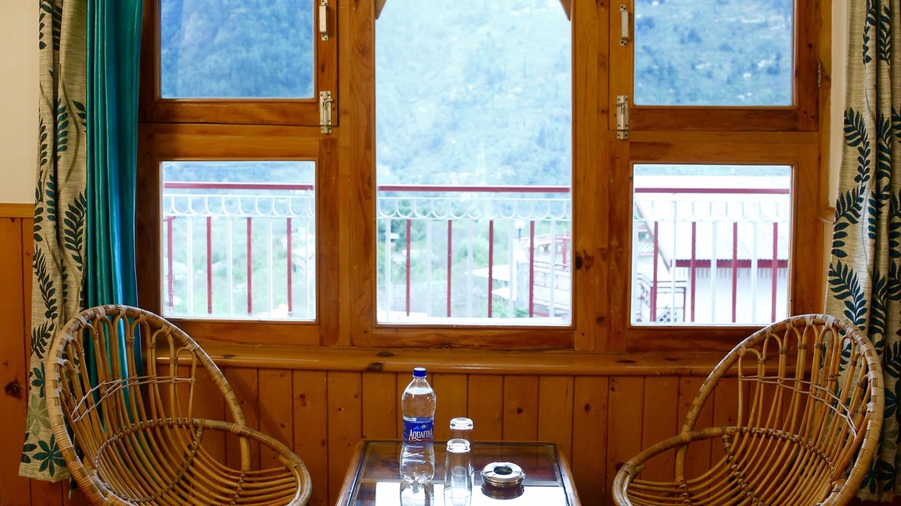 Photo of Bedroom in Jagatsukh
