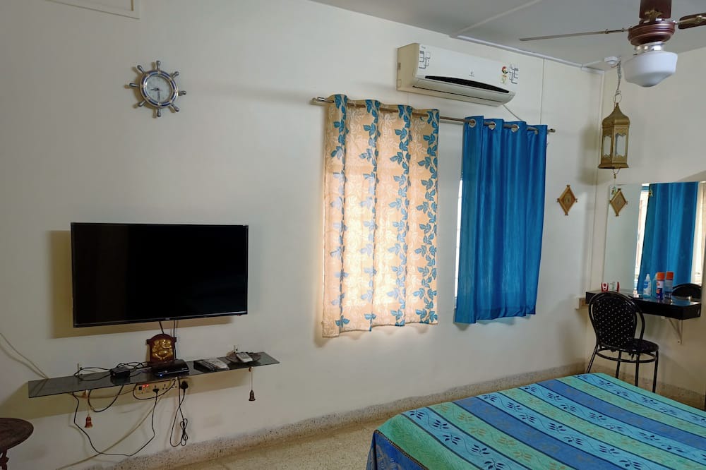 Photo of Bedroom in Kothrud