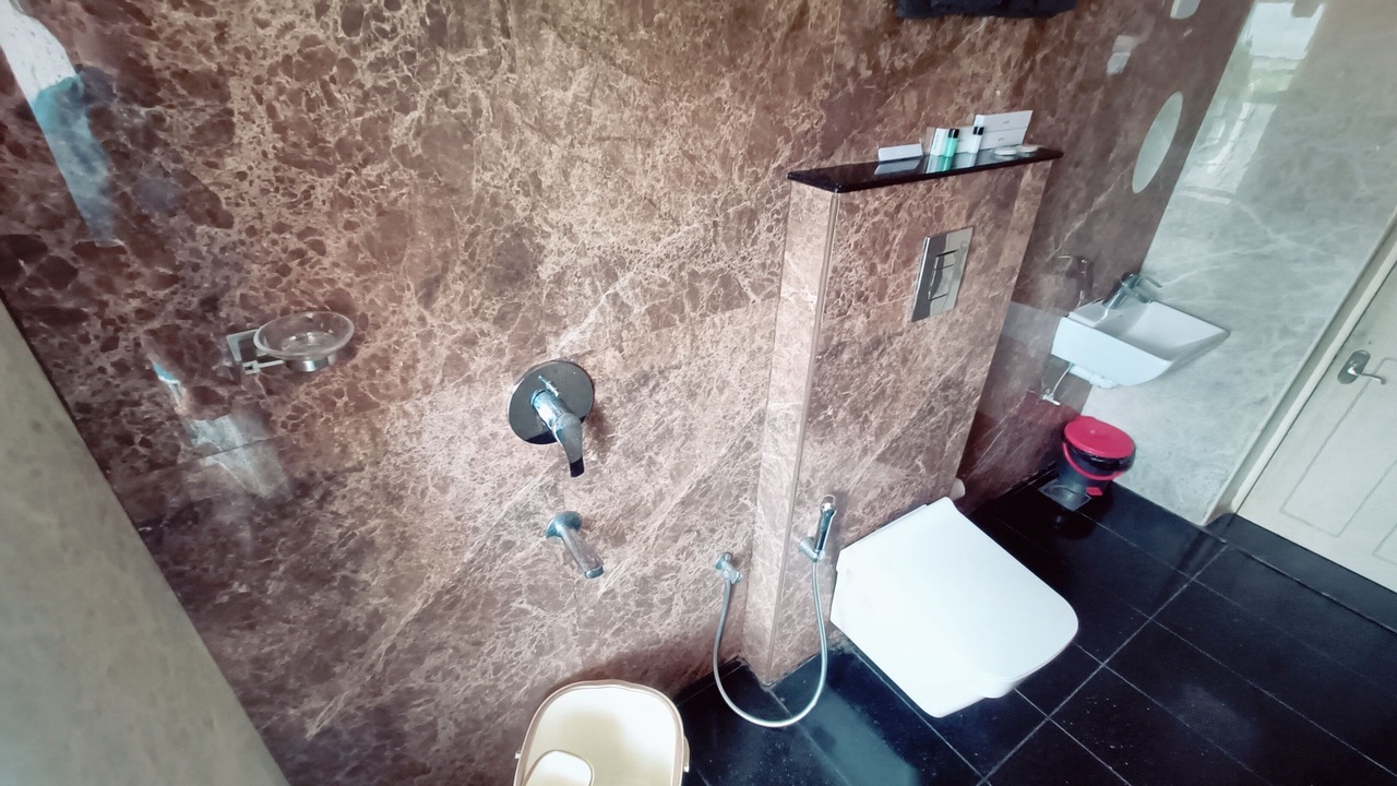 Photo of Bathroom in Kuilapalayam
