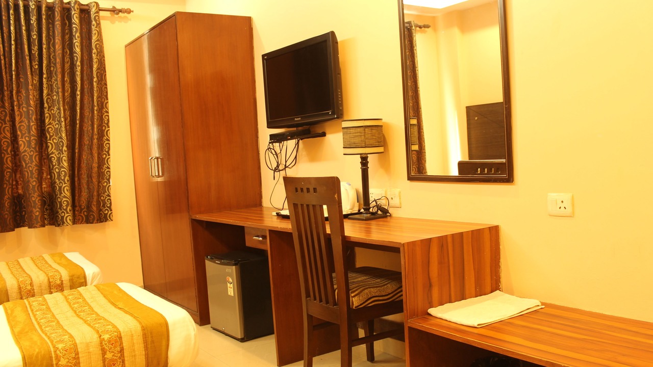 Photo of Bedroom in Karol Bagh