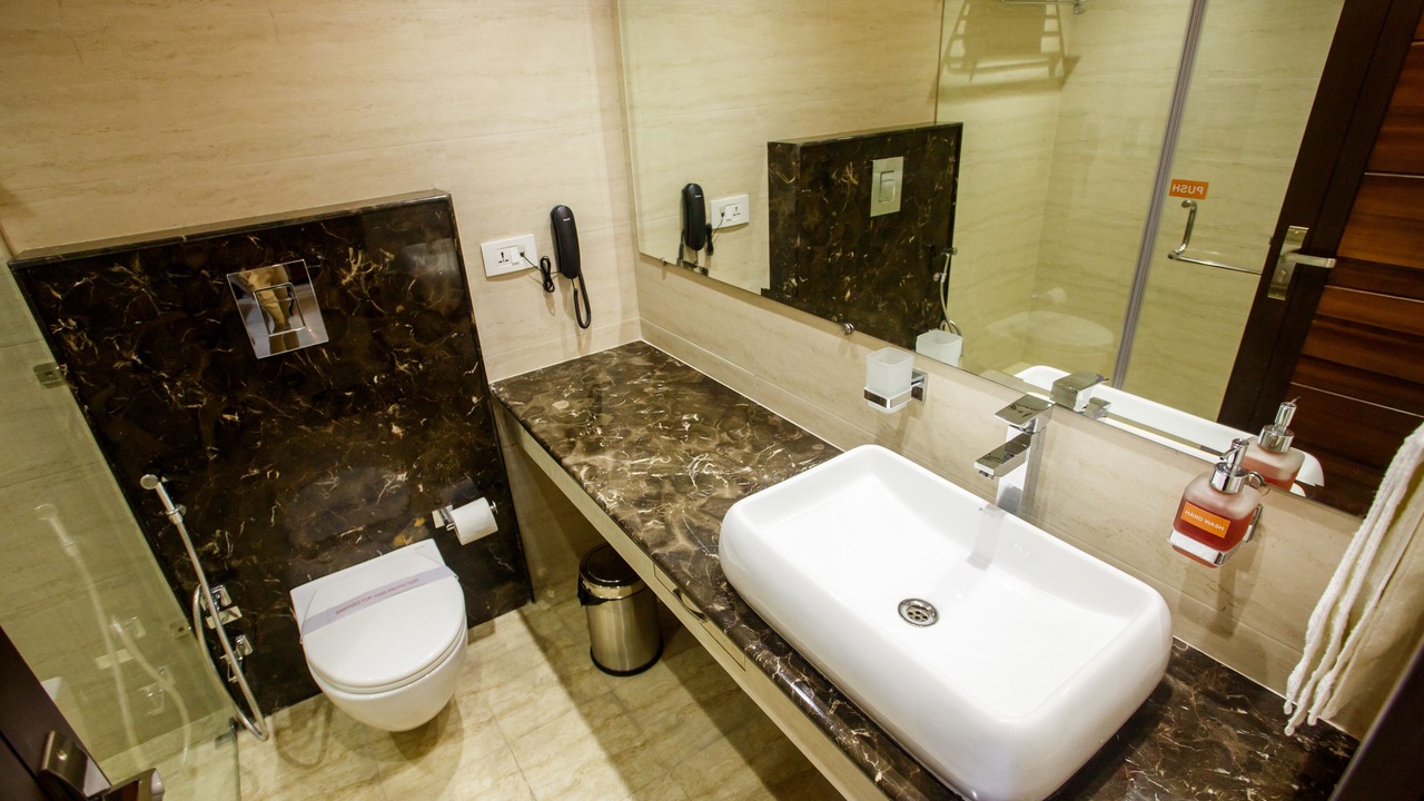 Photo of Bathroom in Dariyaganj