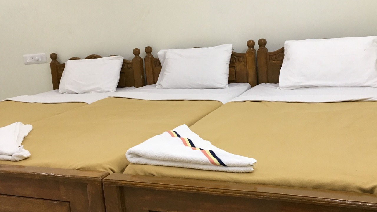 Photo of Bedroom in Srikalahasti