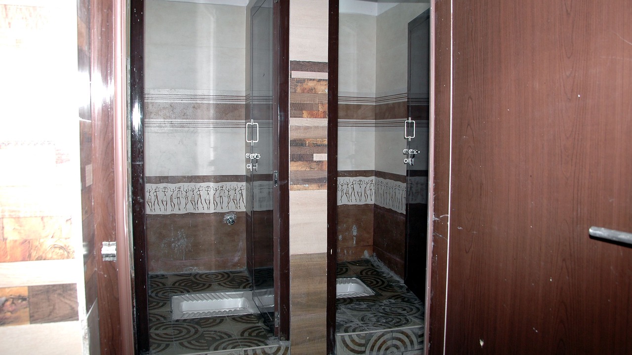 Photo of Bathroom in Srikalahasti