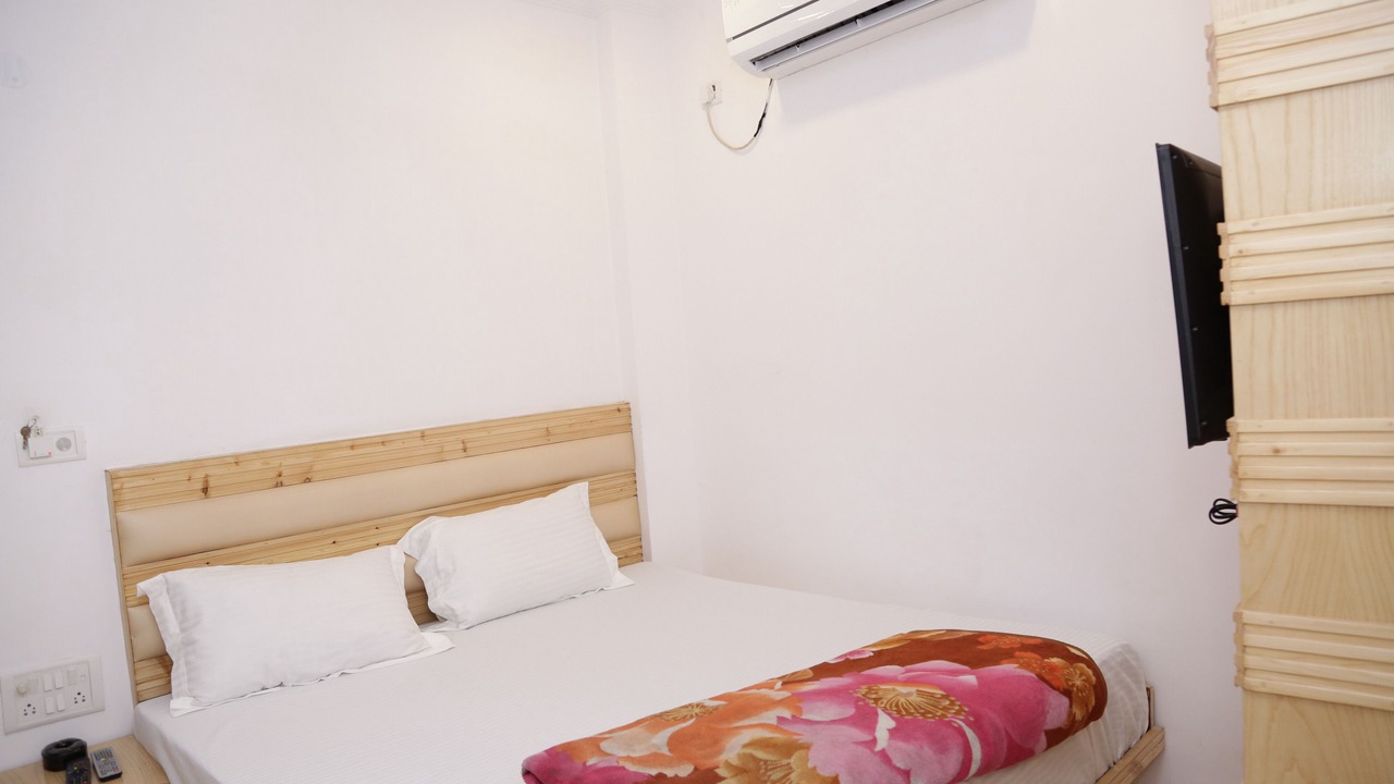 Photo of Bedroom in Paharganj