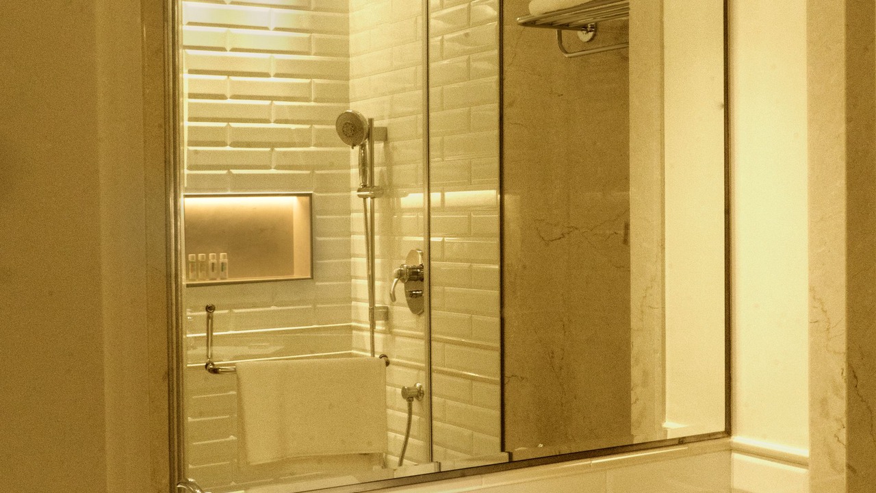 Photo of Bathroom in Wellington Pier