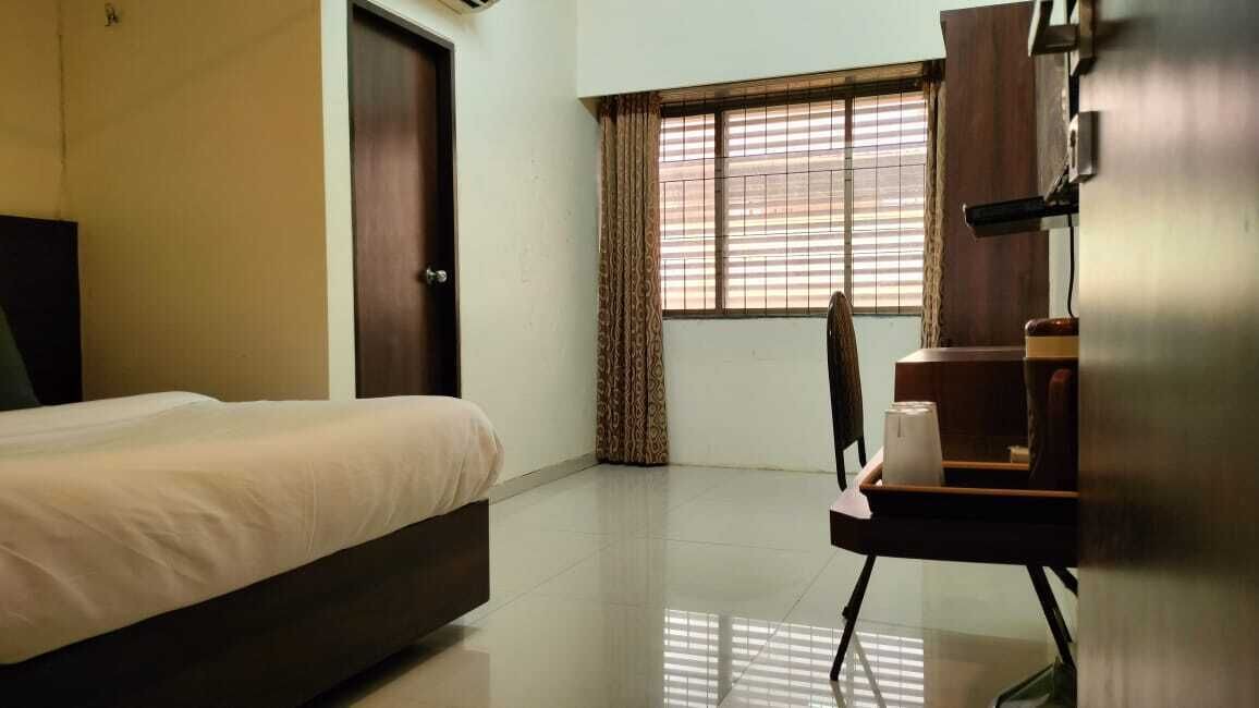 Photo of Bedroom in Airoli