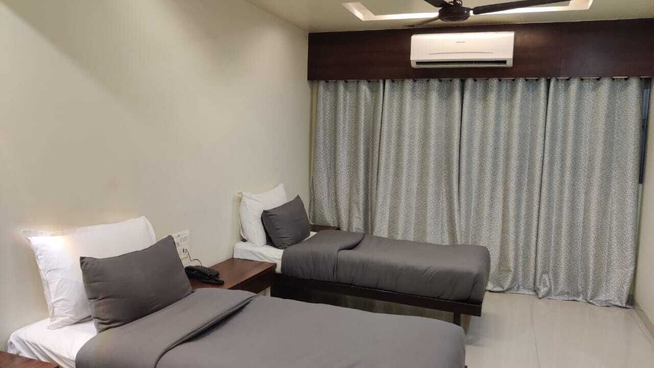 Photo of Bedroom in Airoli