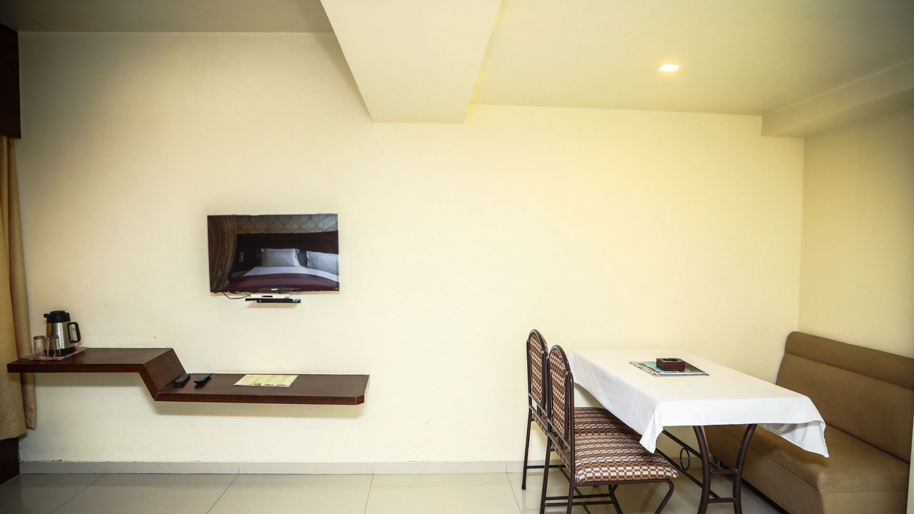 Photo of Bedroom in Airoli