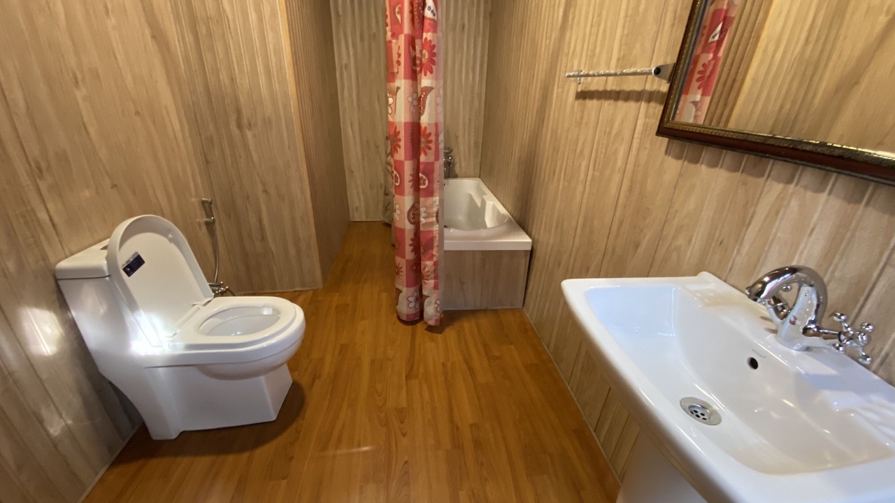 Photo of Bathroom in Dal Lake