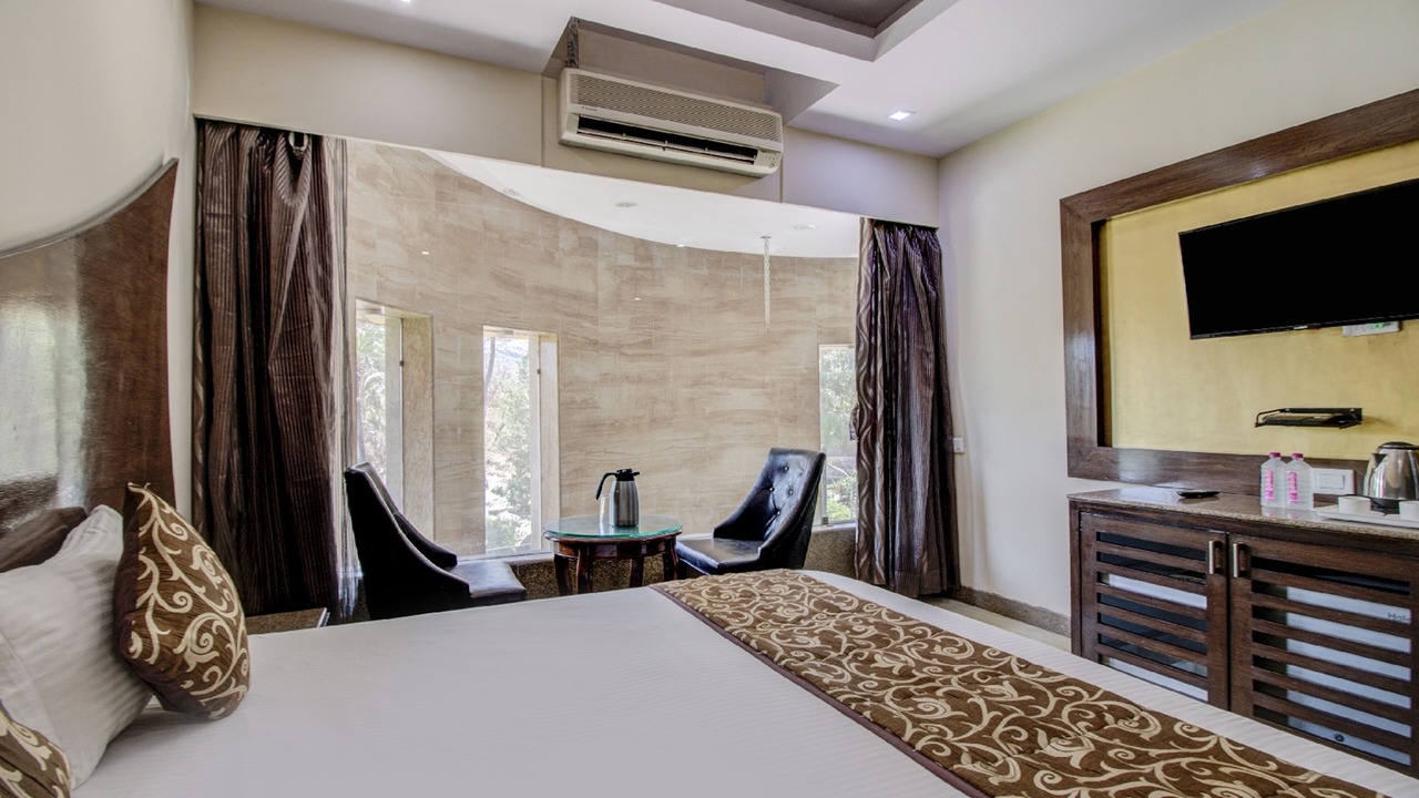 Photo of Bedroom in Mount Abu