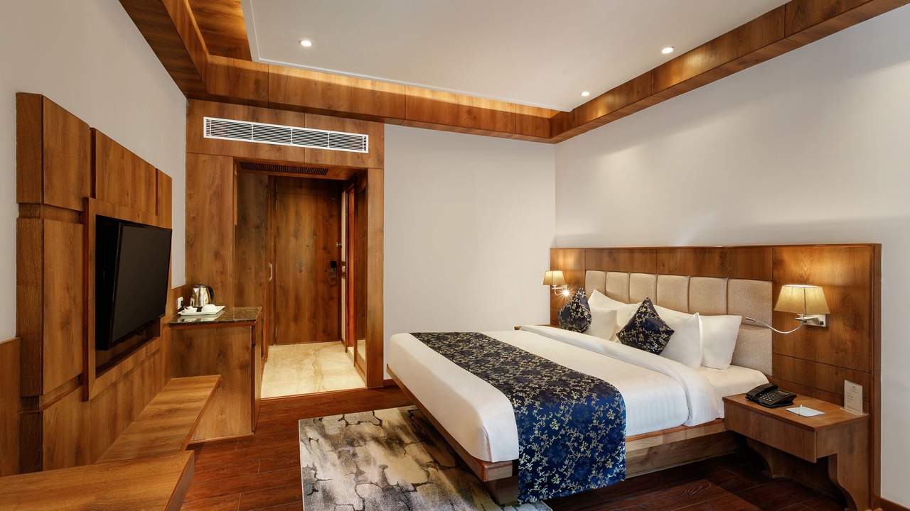 Photo of Bedroom in Jagatsukh