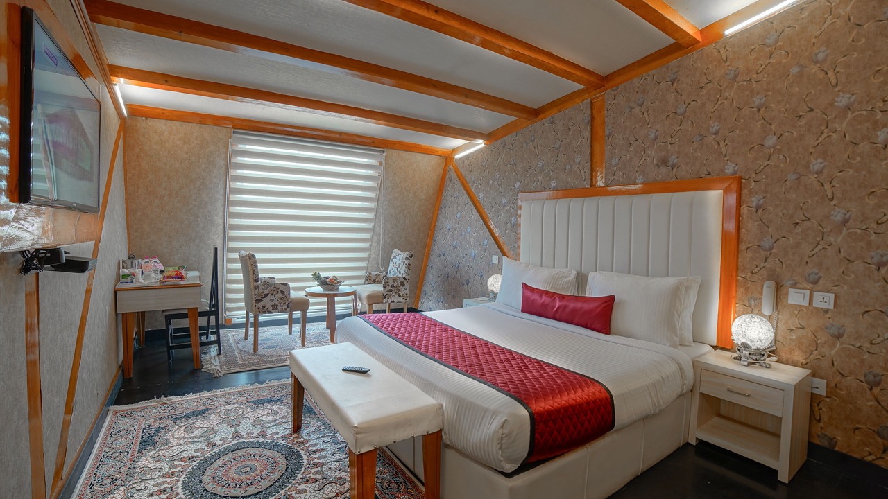 Photo of Bedroom in Rajbagh