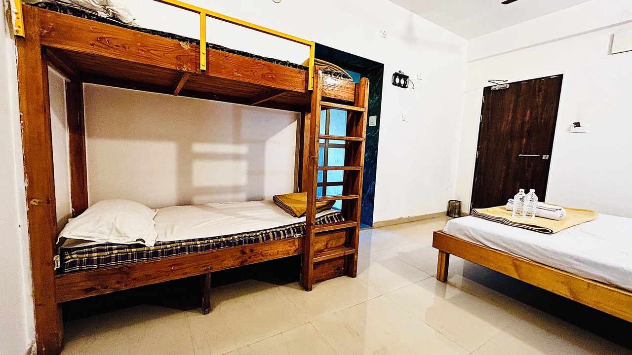 Photo of Bedroom in Lonavala