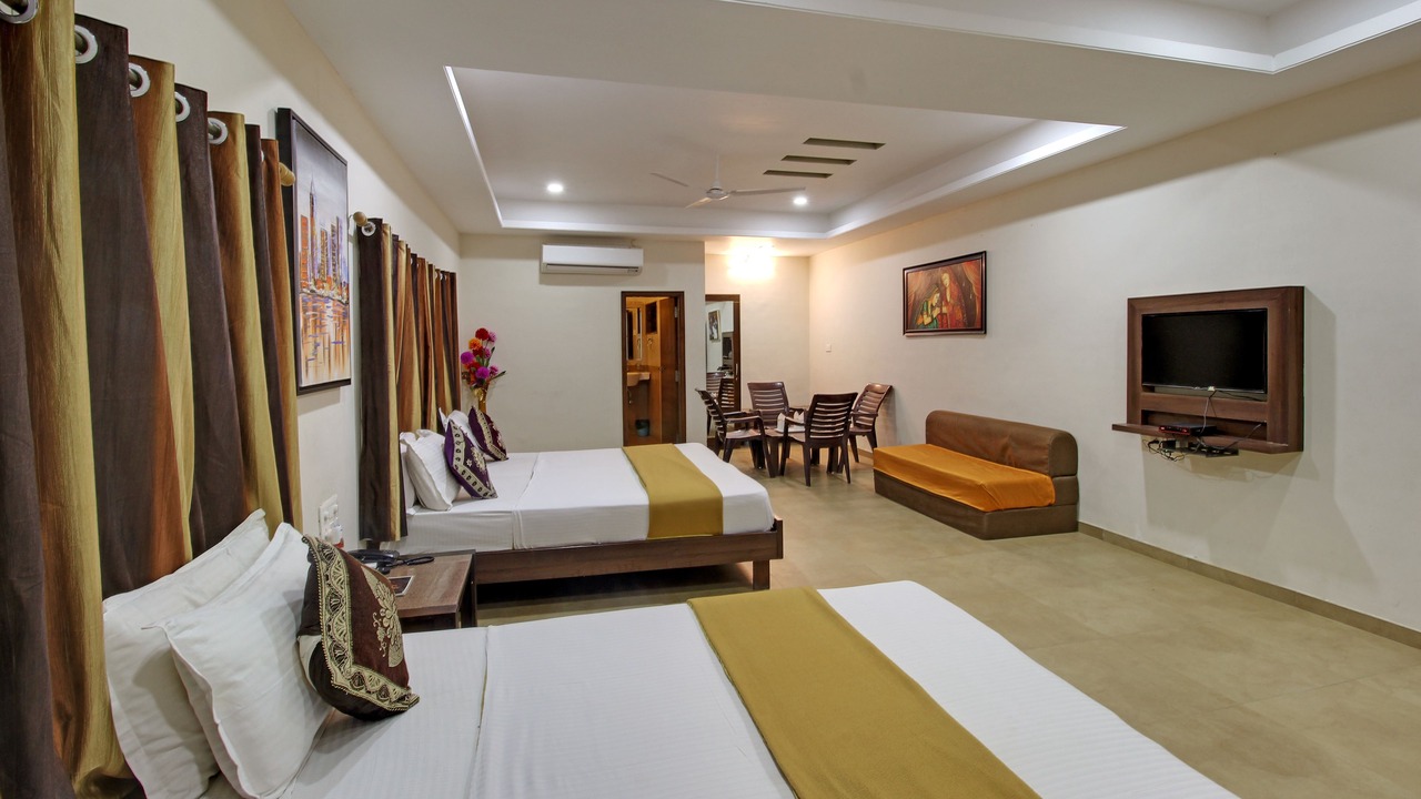 Photo of Bedroom in Achal Gadh