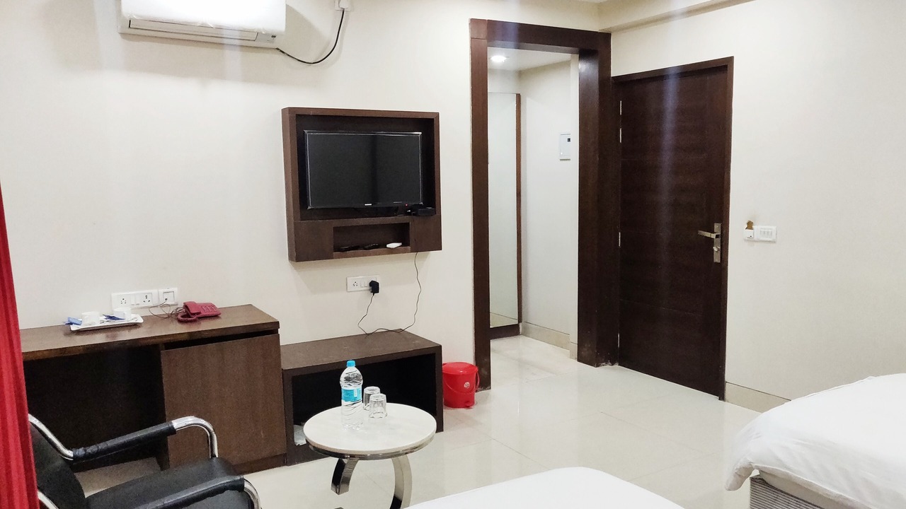 Photo of Bedroom in Bodh Gaya