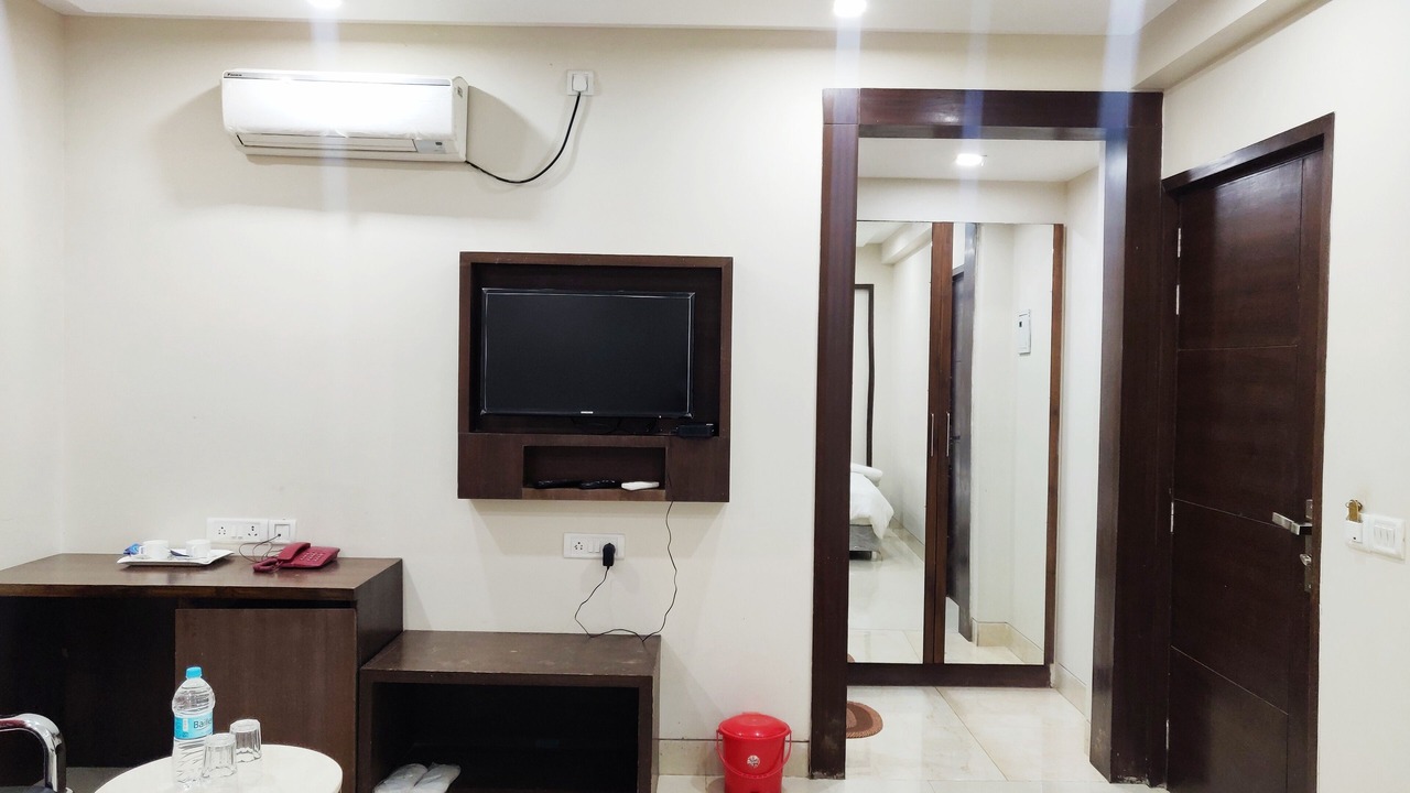 Photo of Bedroom in Bodh Gaya