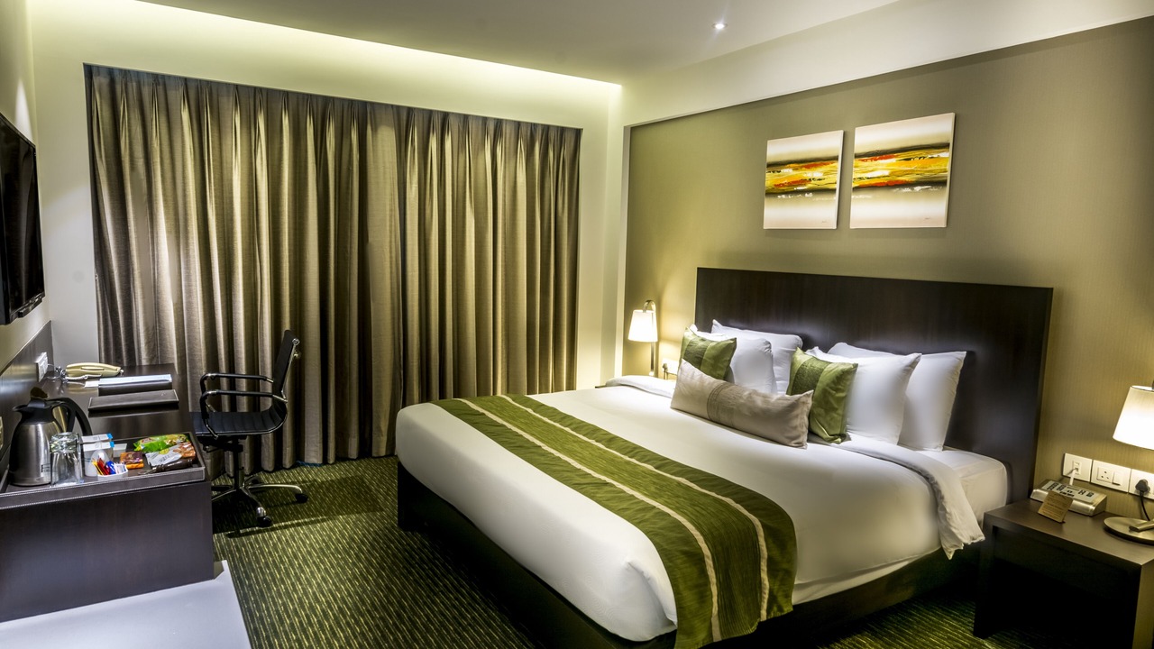 Photo of Bedroom in Hiranandani Gardens