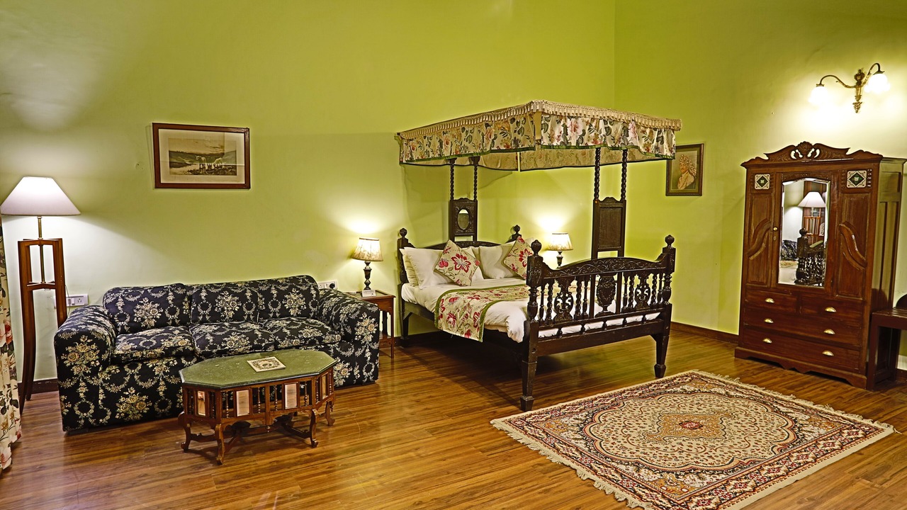 Photo of Bedroom in The Mall Road