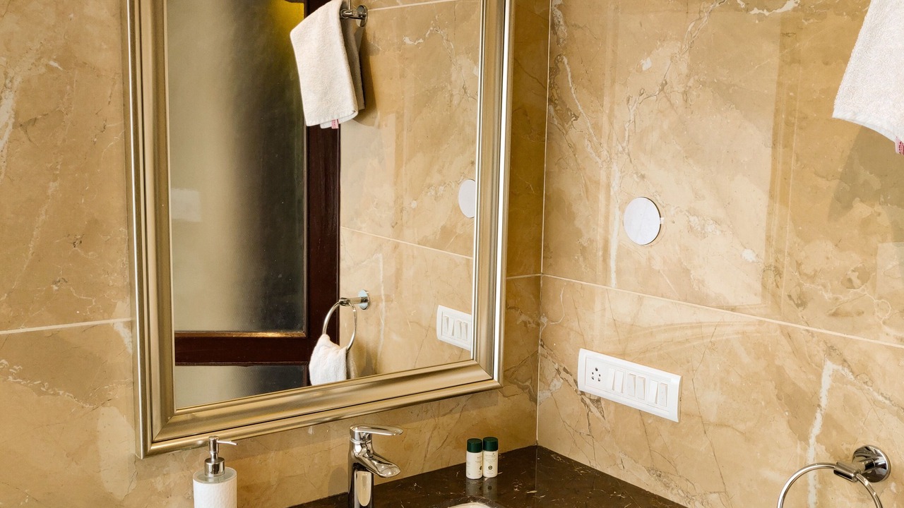 Photo of Bathroom in The Mall Road