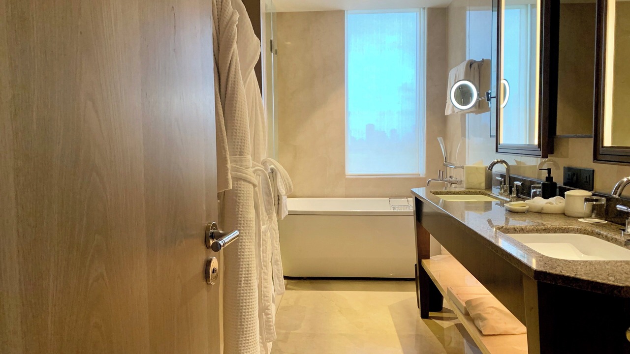 Photo of Bathroom in Worli