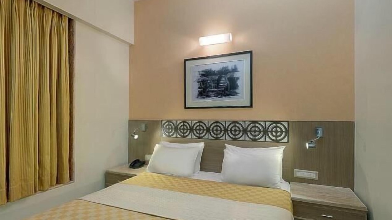 Photo of Bedroom in Khar