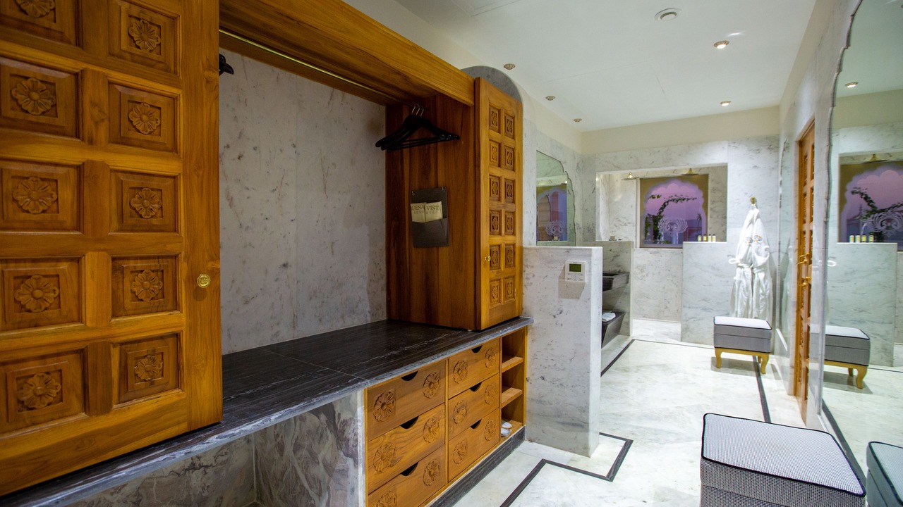 Photo of Bathroom in Amer
