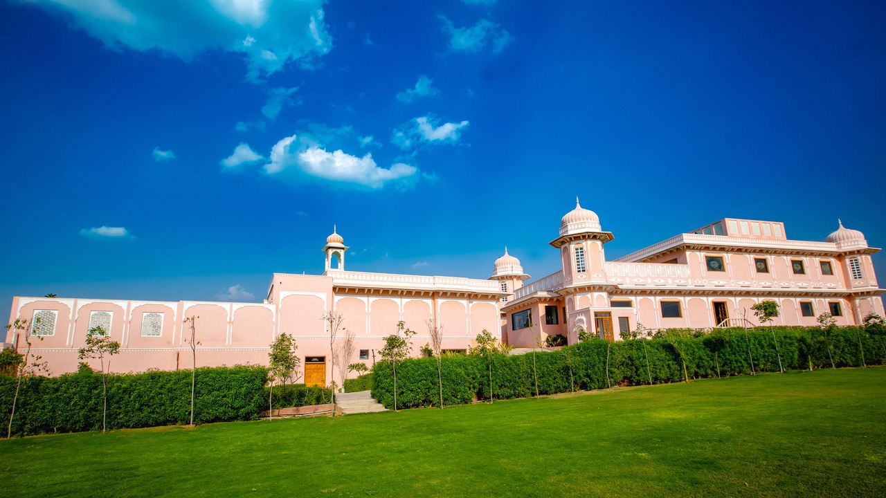 Photo of Outdoor in Amer