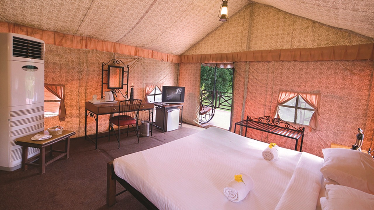 Photo of Outdoor in Mocha