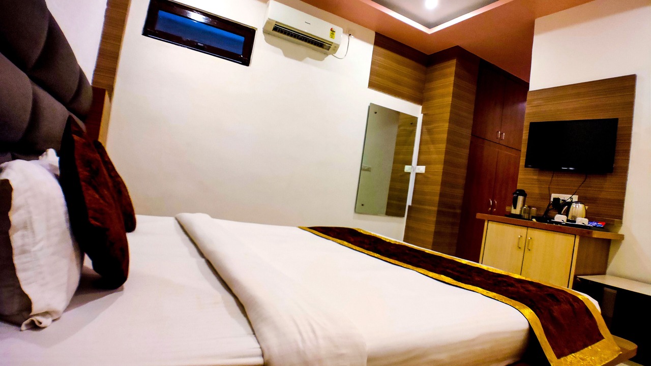 Photo of Bedroom in Dhunar Gaon