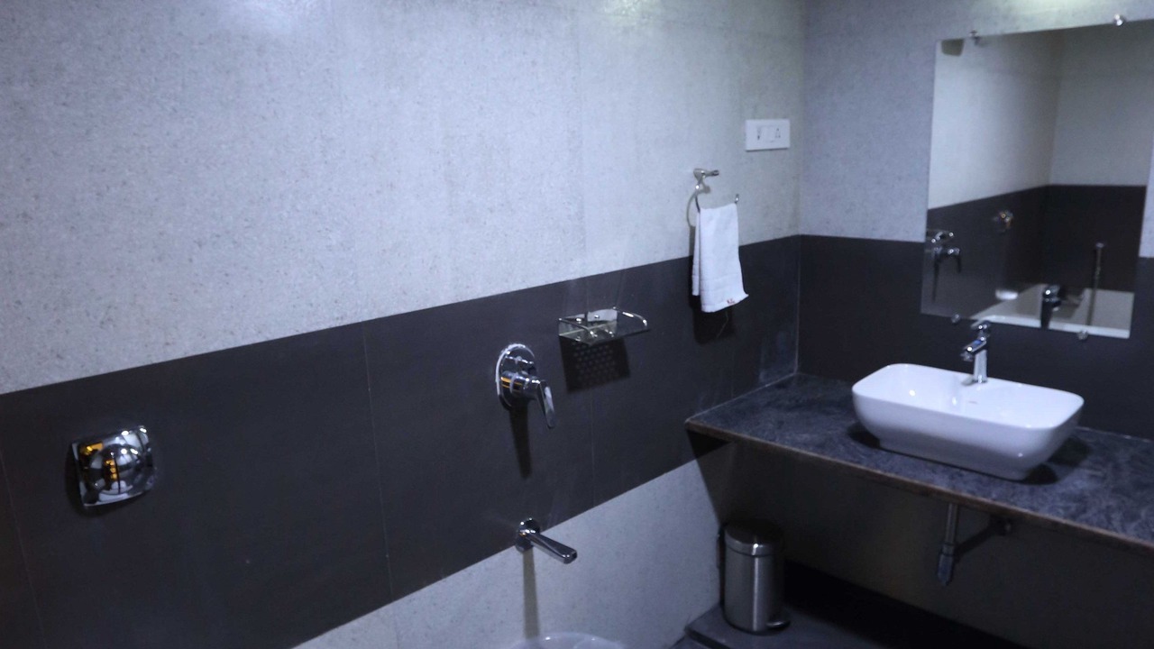 Photo of Bathroom in Ernakulam South